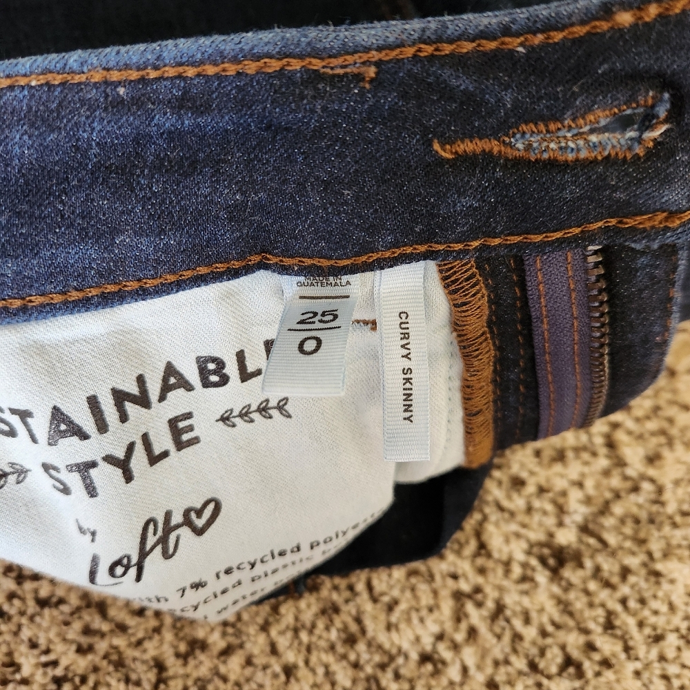 LOFT curvy skinny dark wash with destroyed hem - Picture 6 of 8